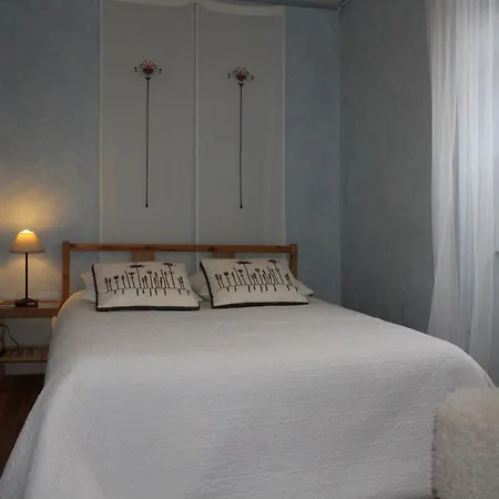 Charmante Maison En Perigord Noir Avec Jardin Et Barbecue - Fr-1-616-393 *