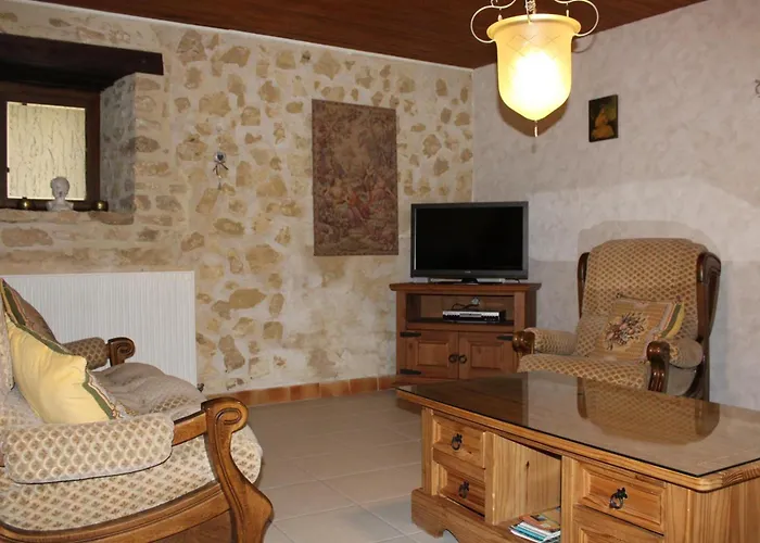 Charmante Maison En Perigord Noir Avec Jardin Et Barbecue - Fr-1-616-393 Vakantiehuis *